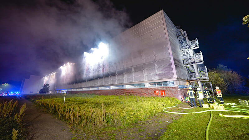 Autobrand Kanaalschiereiland in Alkmaar