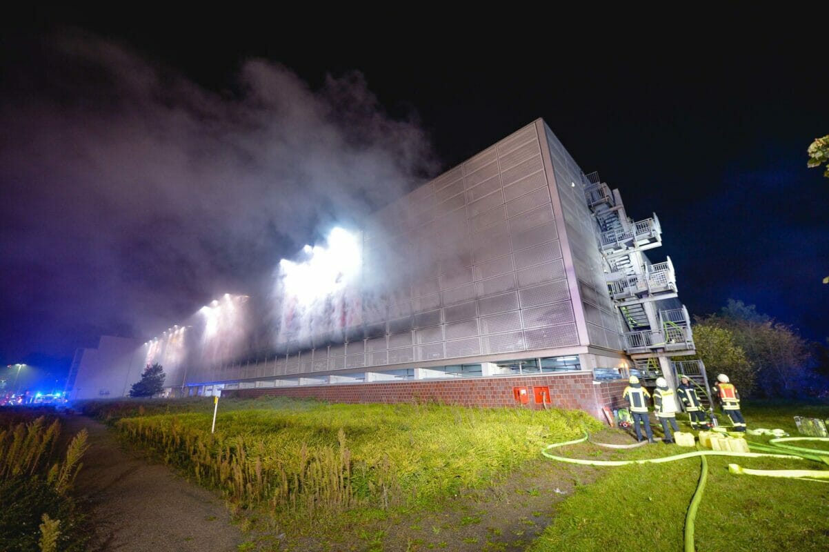 Brandrisico van open parkeergarages