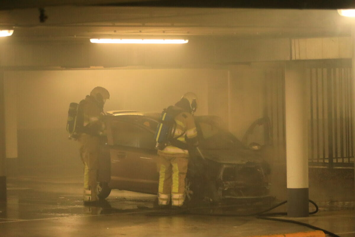 Auto’s in brand in parkeergarage de Bruyn Kopsstraat Rijswijk