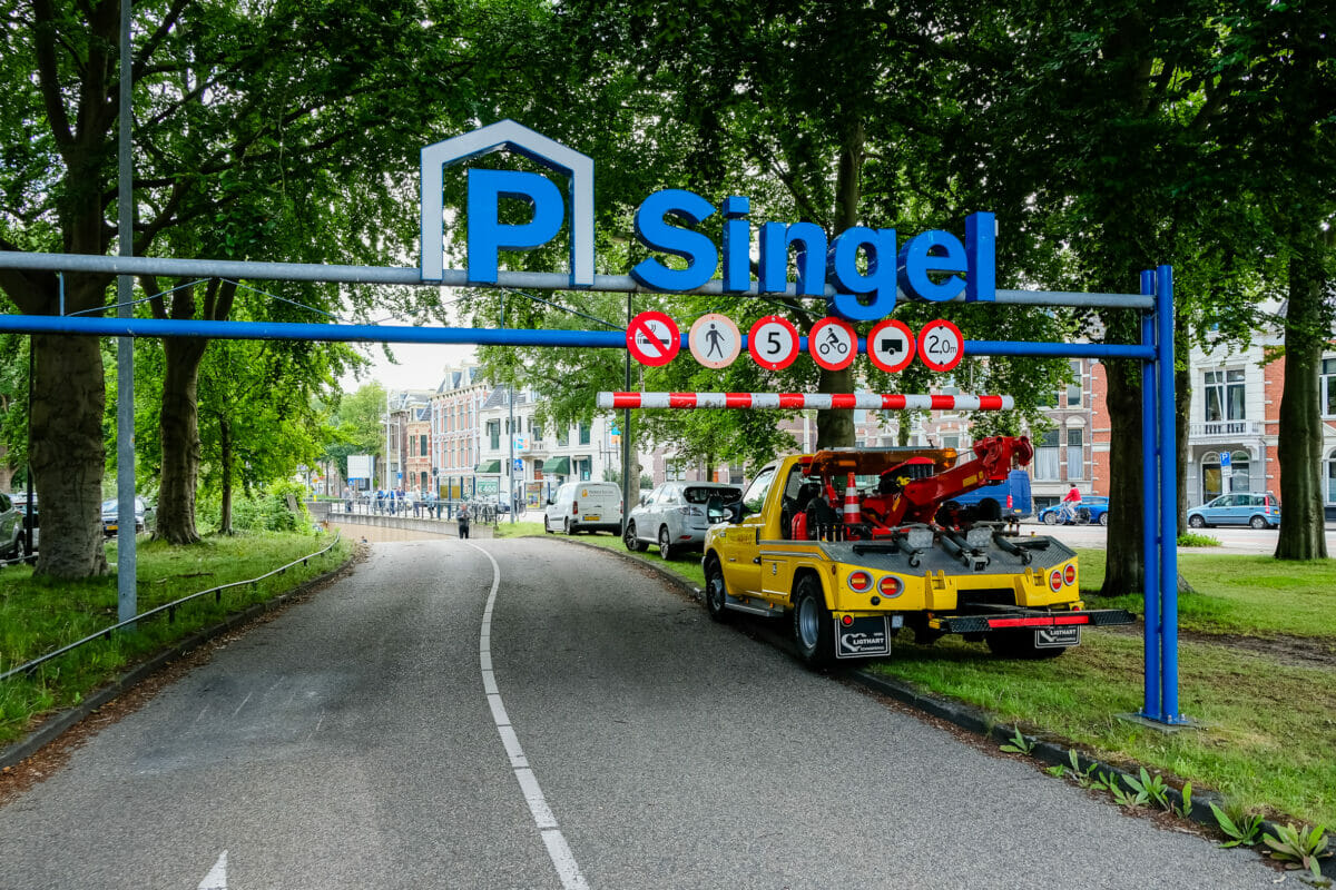 Grote brand in singelgarage Alkmaar met elektrische auto’s