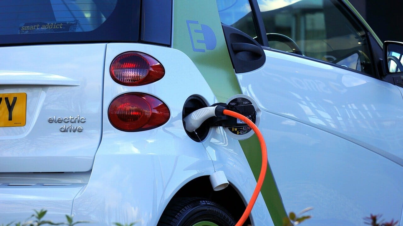 Laden electrische auto | System-Care B.V.